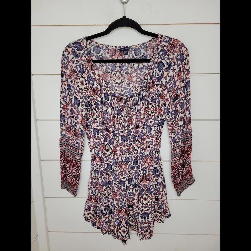 American Eagle Outfitters white blue & burgundy red long sleeve romper